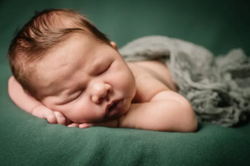 In-home newborn photography by Kaptured by Krystal, photo 13