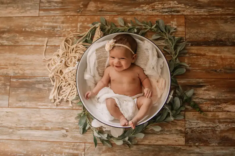 In-home newborn photography by Kaptured by Krystal, photo 33