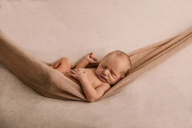 In-home newborn photography by Kaptured by Krystal, photo 18